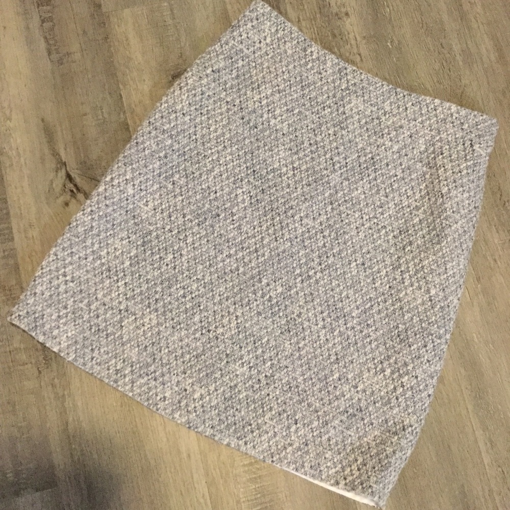 Brooks brothers tweed skirt 8 light blue cream